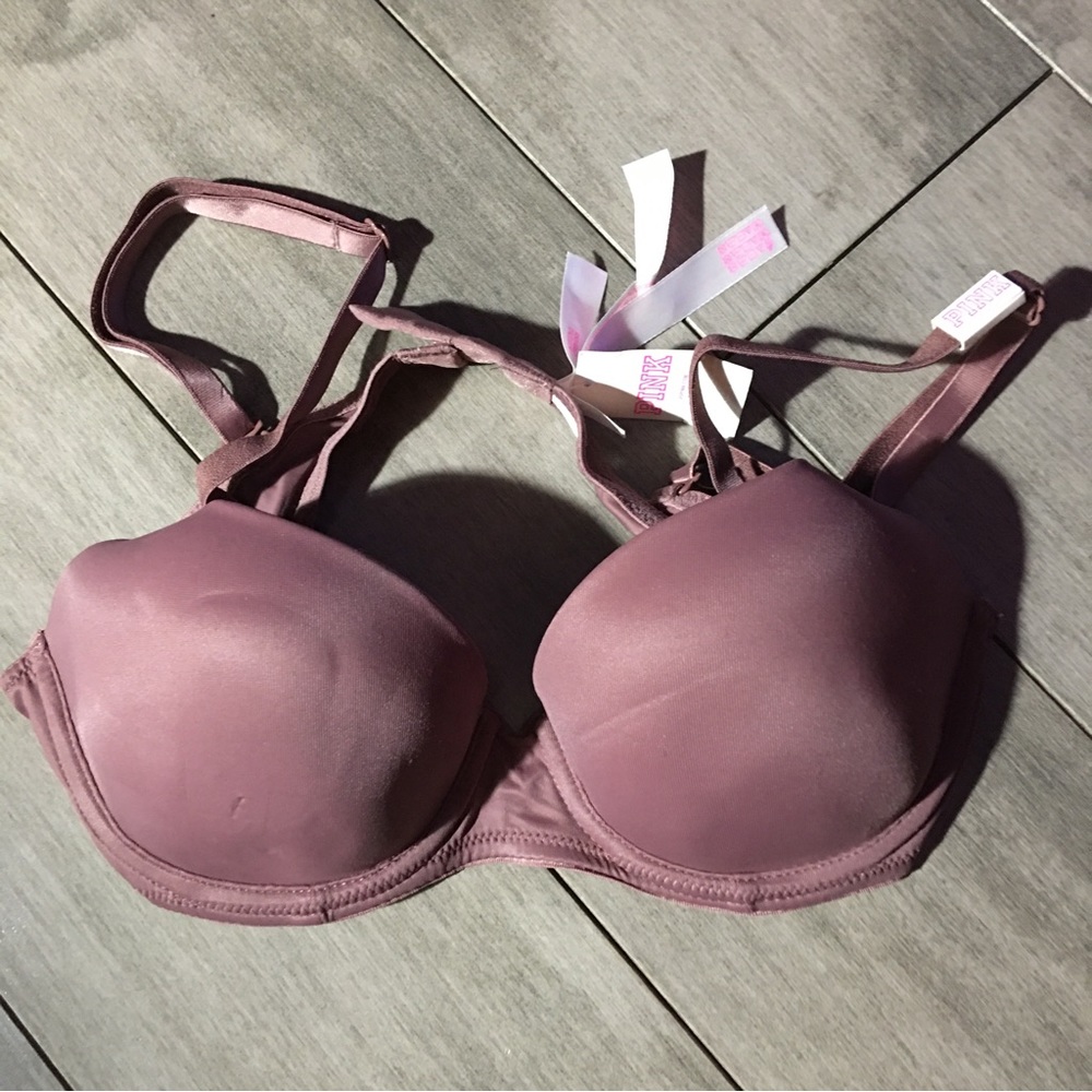 VICTORIA SECRETS PINK WOMANS BRA (NEW)